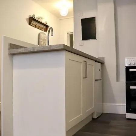 Trinity - Ideally Located For Centre Apartman