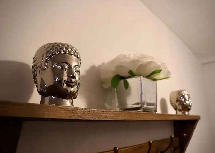 Trinity - Ideally Located For Centre