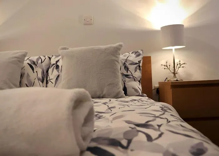 Trinity - Ideally Located For Centre * York