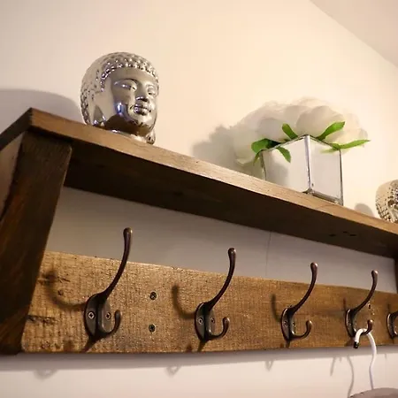 Trinity - Ideally Located For Centre アパート *